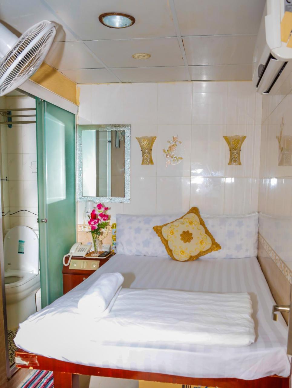 Everest Hostel 14/F Hong Kong Ngoại thất bức ảnh